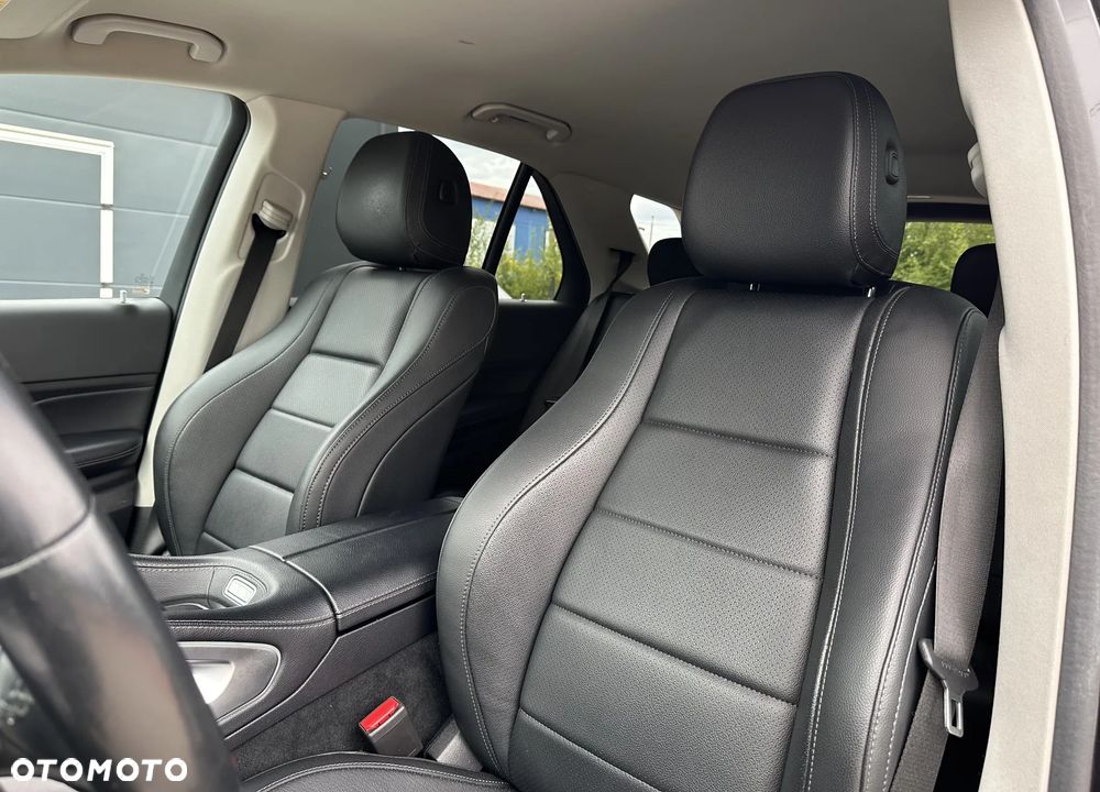 Mercedes-Benz GLE 300 d 4-Matic - 9