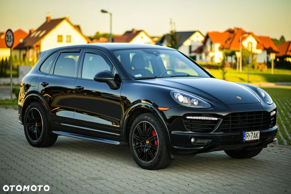 Porsche Cayenne GTS Tiptronic S - 1