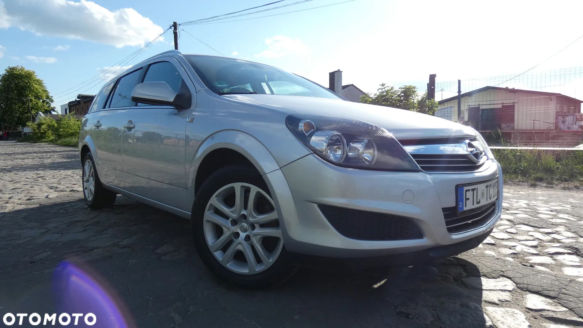 Opel Astra 1.9 CDTI Caravan Edition - 1