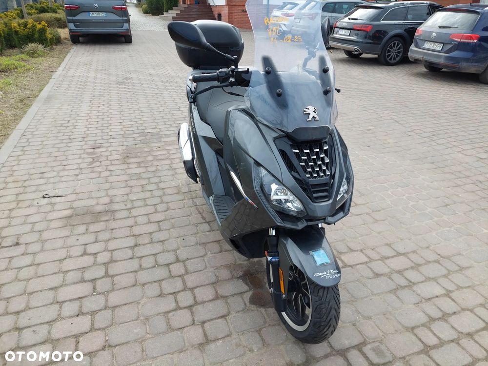 Peugeot Inny - 8