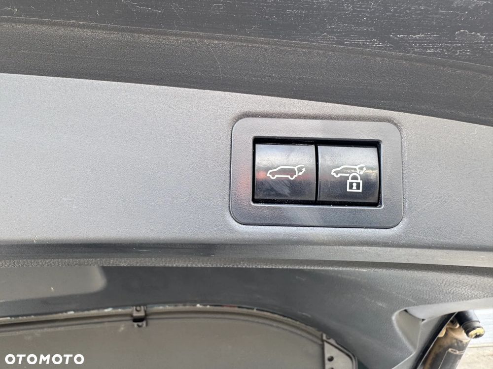 Toyota Corolla 1.8 Hybrid Style - 36
