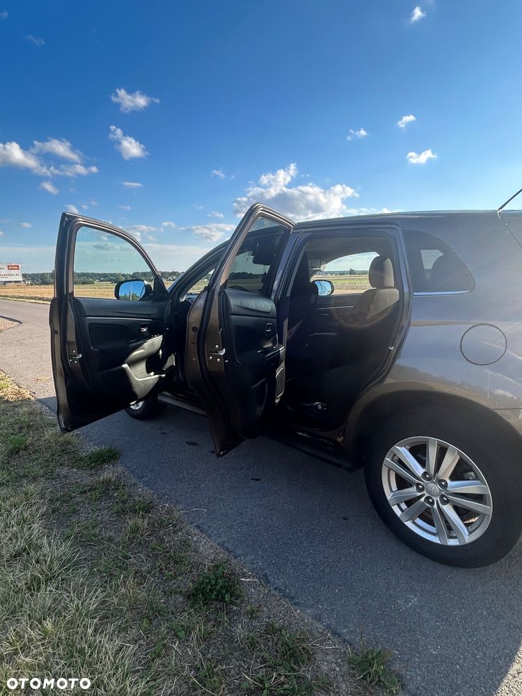 Mitsubishi ASX 1.8 DI-D 2WD 35 Jahre - 12