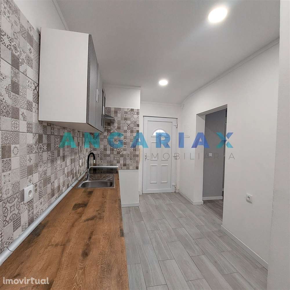 ANG1555 - Andar de Moradia T1 para Arrendamento em Mira de Aire, Porto - Grande imagem: 2/6