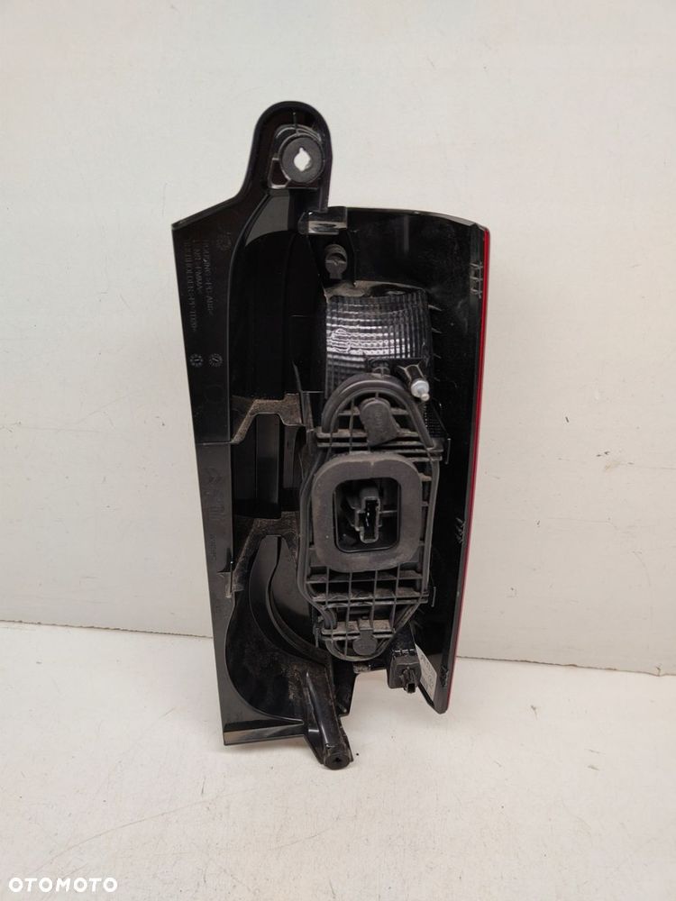 BERLINGO PARTNER PROACE COMBO LAMPA LEWA TYŁ EU - 2