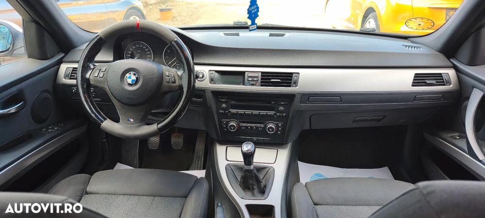 BMW Seria 3 325xi - 9