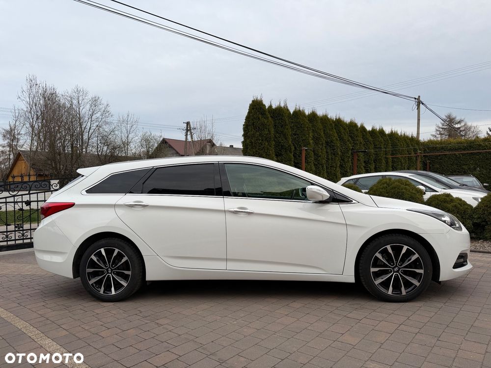 Hyundai i40 Kombi 1.7 CRDi DCT Premium - 5