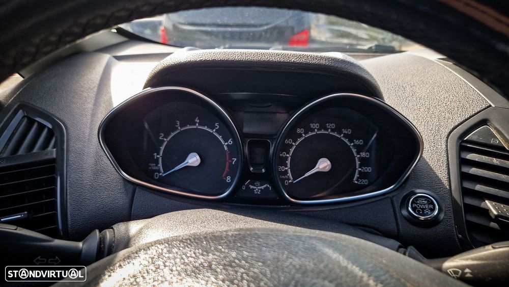 Ford EcoSport 1.0 EcoBoost Titanium - 12