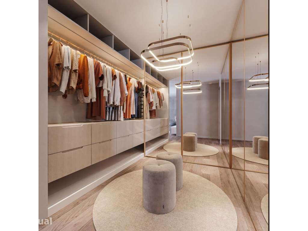Apartamento T2 com ampla varanda e garagem para dois carros - Grande imagem: 2/20