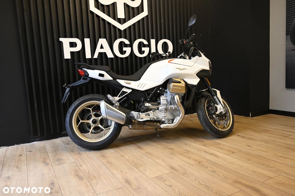 Moto Guzzi V100 Mandello - 3