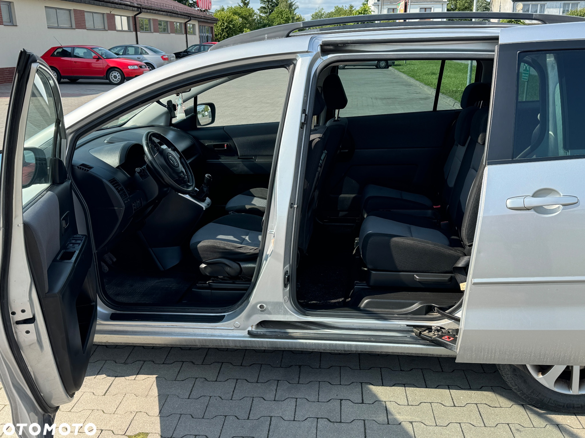 Mazda 5 - 4