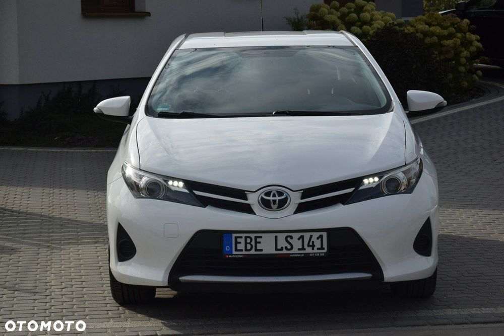 Toyota Auris - 2