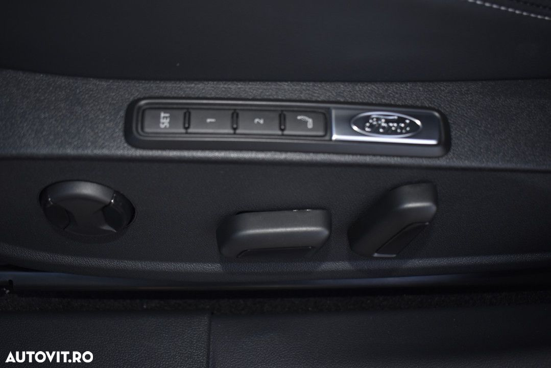 Ford Explorer - 12