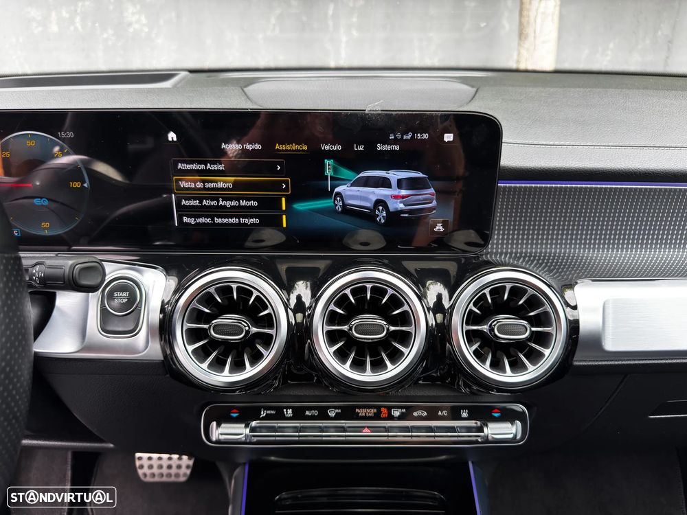 Mercedes-Benz EQB 250+ AMG Line - 32