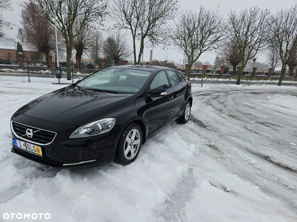 Volvo V40 - 16