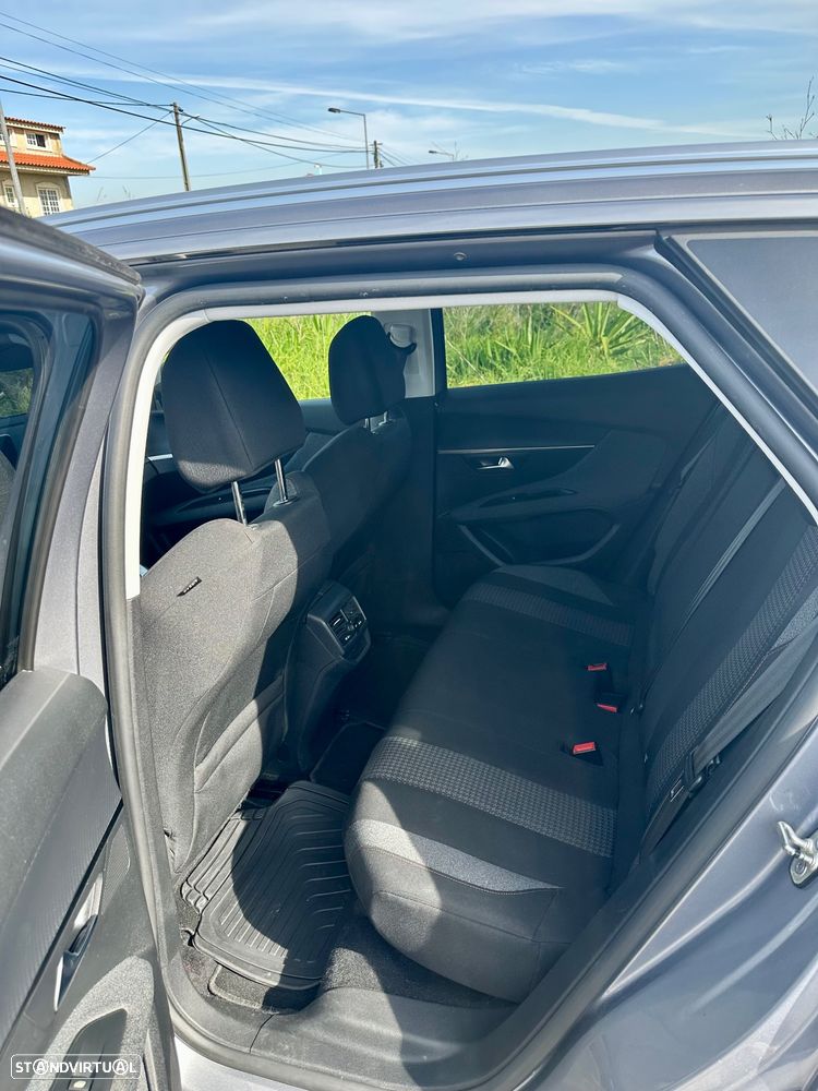 Peugeot 3008 1.5 BlueHDi Allure Pack - 7