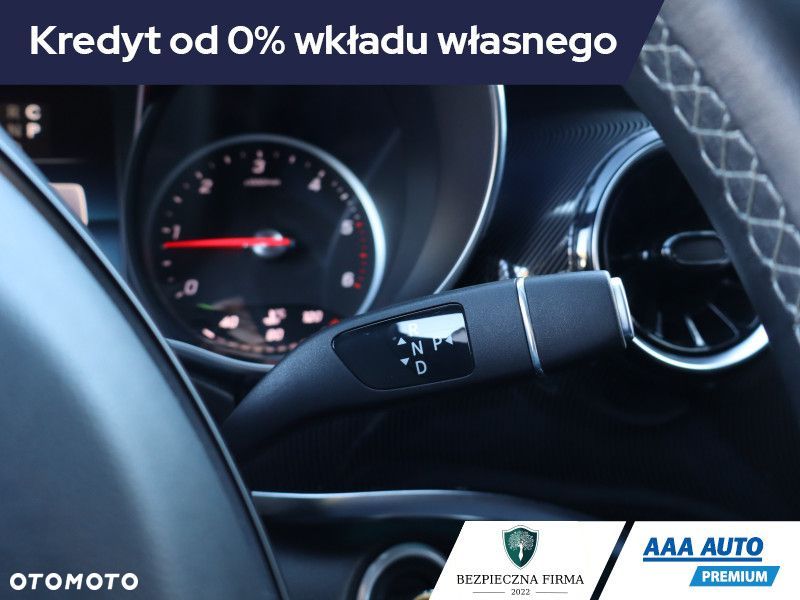 Mercedes-Benz Klasa V - 15