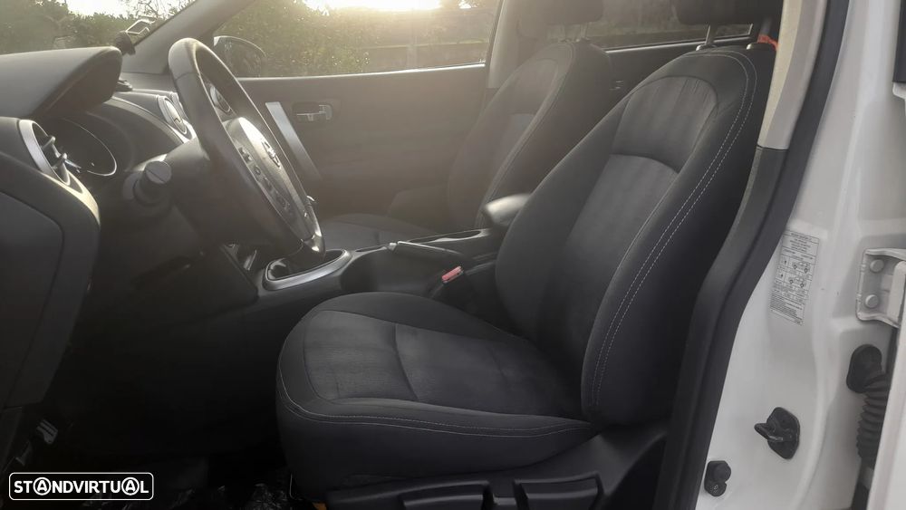 Nissan Qashqai +2 1.5 dCi Tekna Premium 18 - 20