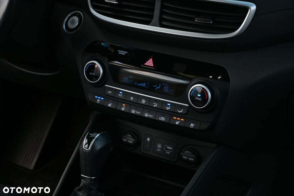 Hyundai Tucson 2.0 CRDi Premium 4WD - 36