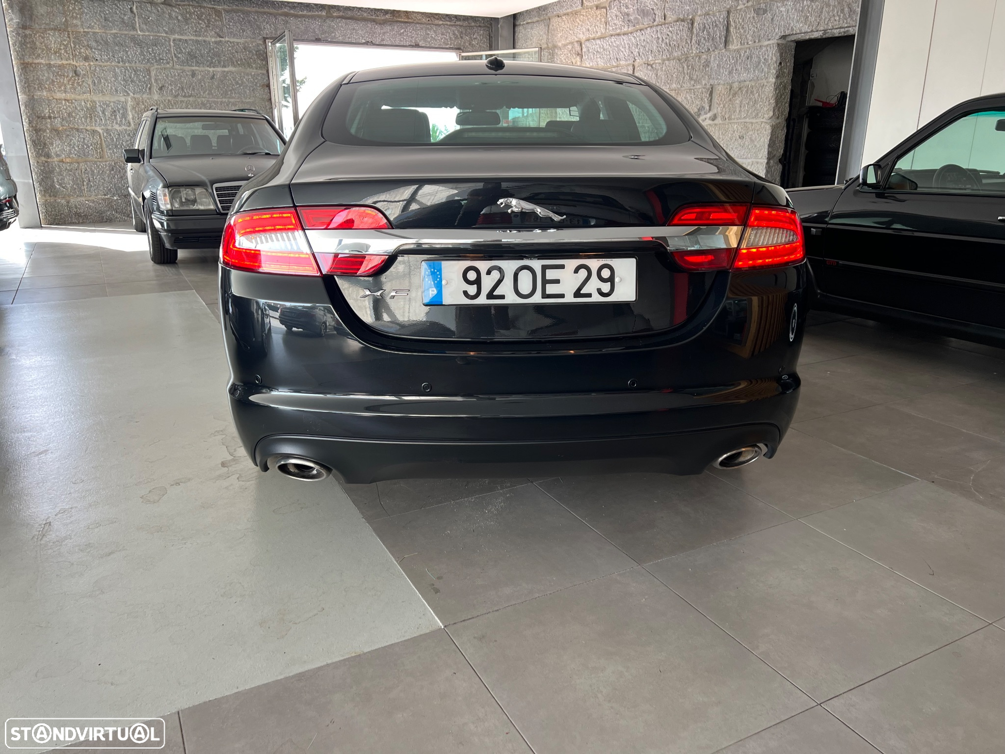 Jaguar XF 2.2 D Premium Luxury - 6