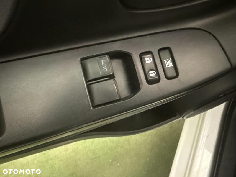 Toyota Yaris 1.0 Active - 12