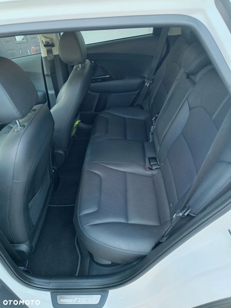 Kia Niro 1.6 GDI Hybrid L Business Line - 18