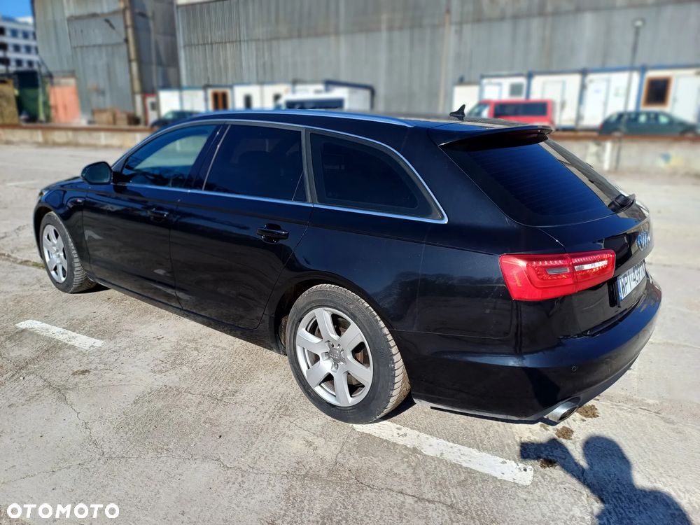 Audi A6 Avant - 10