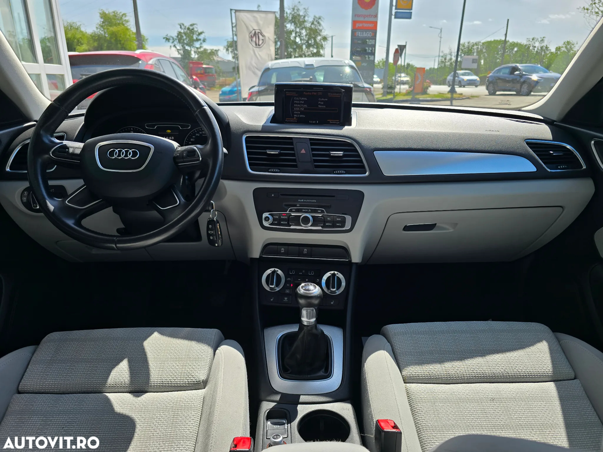 Audi Q3 2.0 TDI - 8
