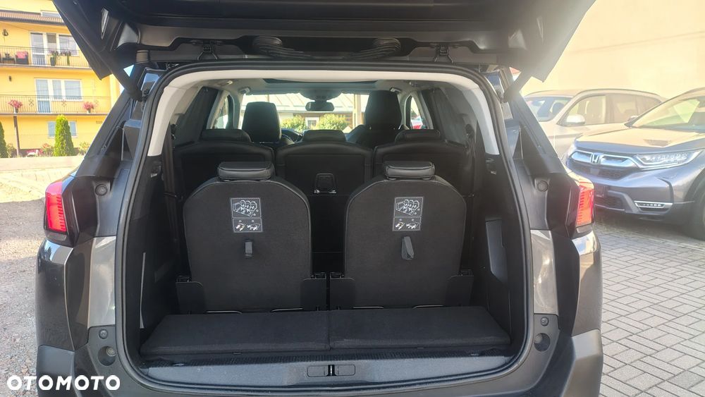 Peugeot 5008 - 10