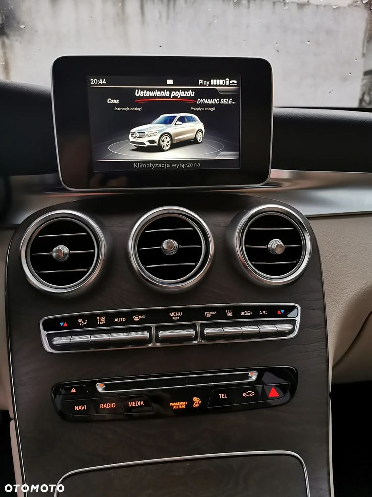 Mercedes-Benz GLC - 16