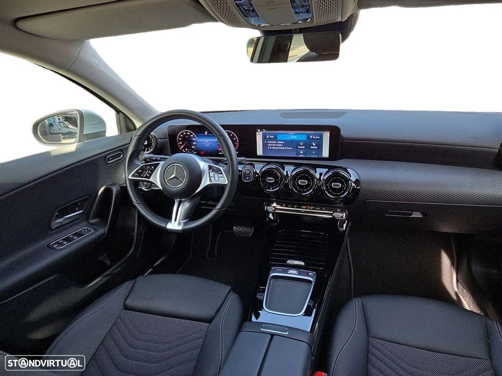 Mercedes-Benz A 200 Standard - 12