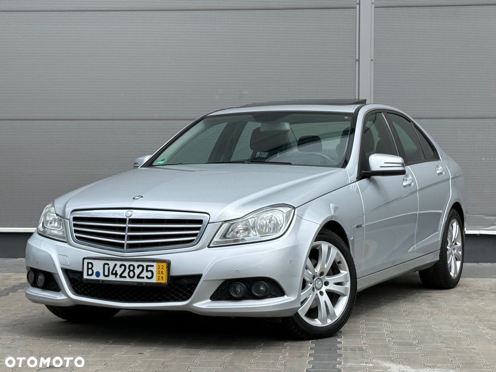 Mercedes-Benz Klasa C 180 CGI Automatik BlueEFFICIENCY Elegance - 1