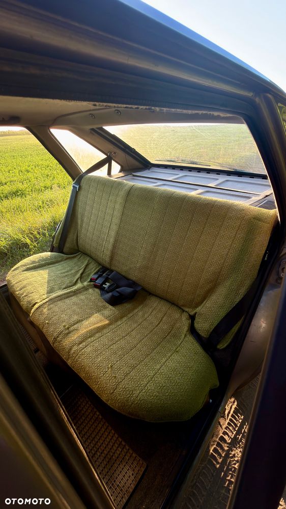 Polonez Caro - 28