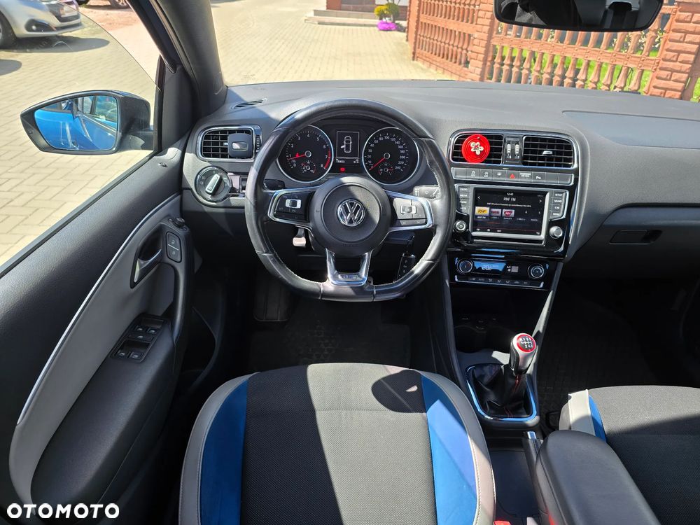 Volkswagen Polo - 7