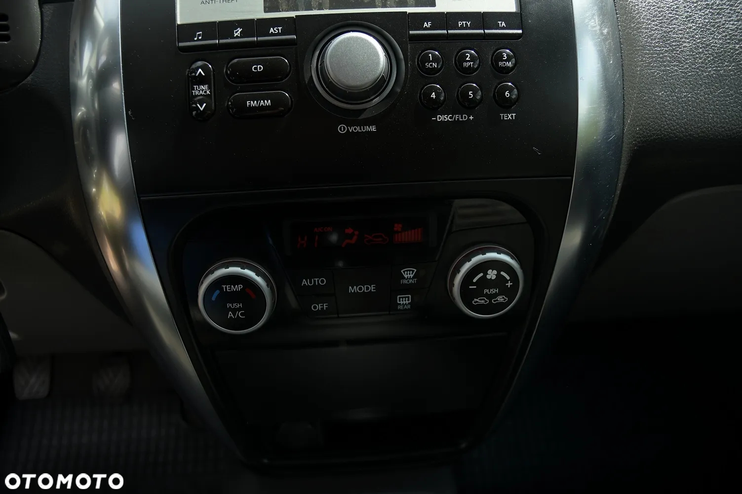 Suzuki SX4 - 30