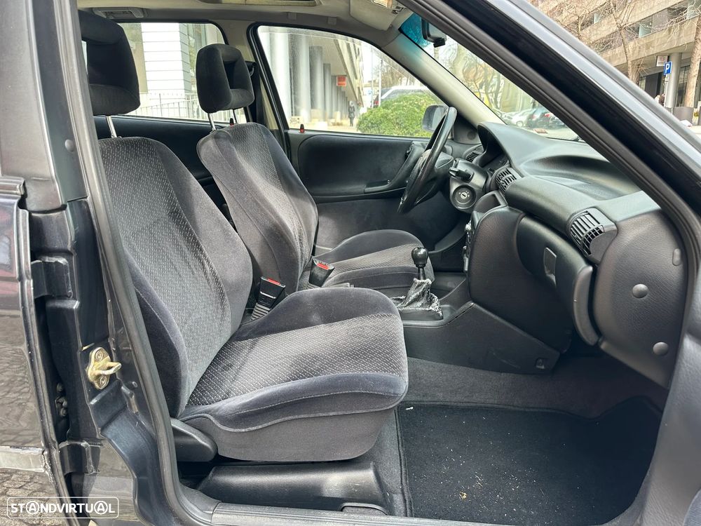 Opel Astra 1.4i 16V Sport - 22