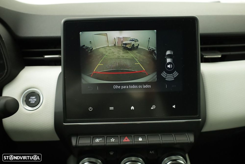 Renault Clio 1.0 TCe Techno CVT - 12