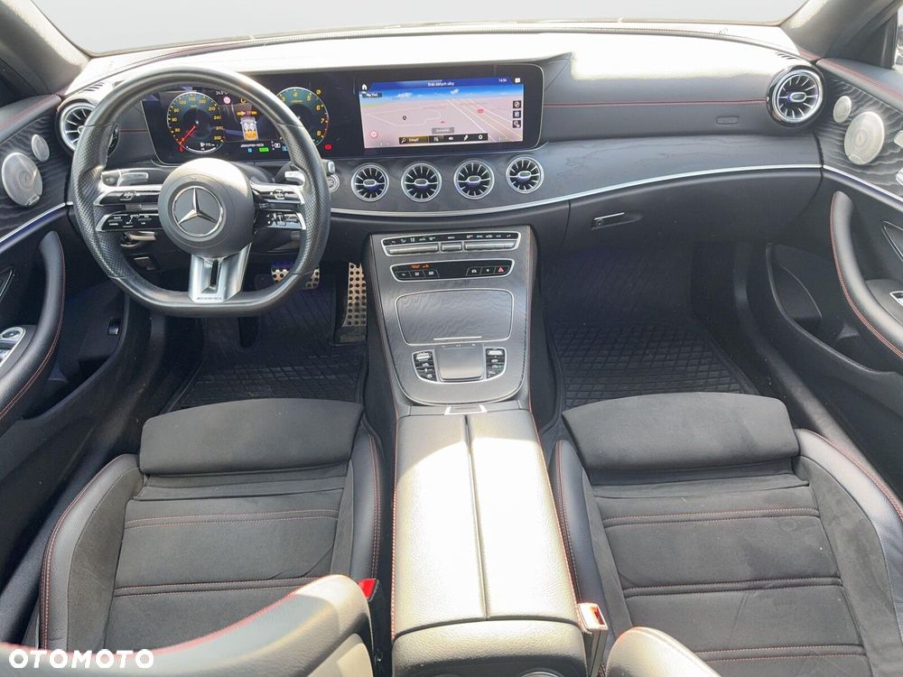 Mercedes-Benz Klasa E AMG 53 4-Matic+ 9G-TRONIC - 21