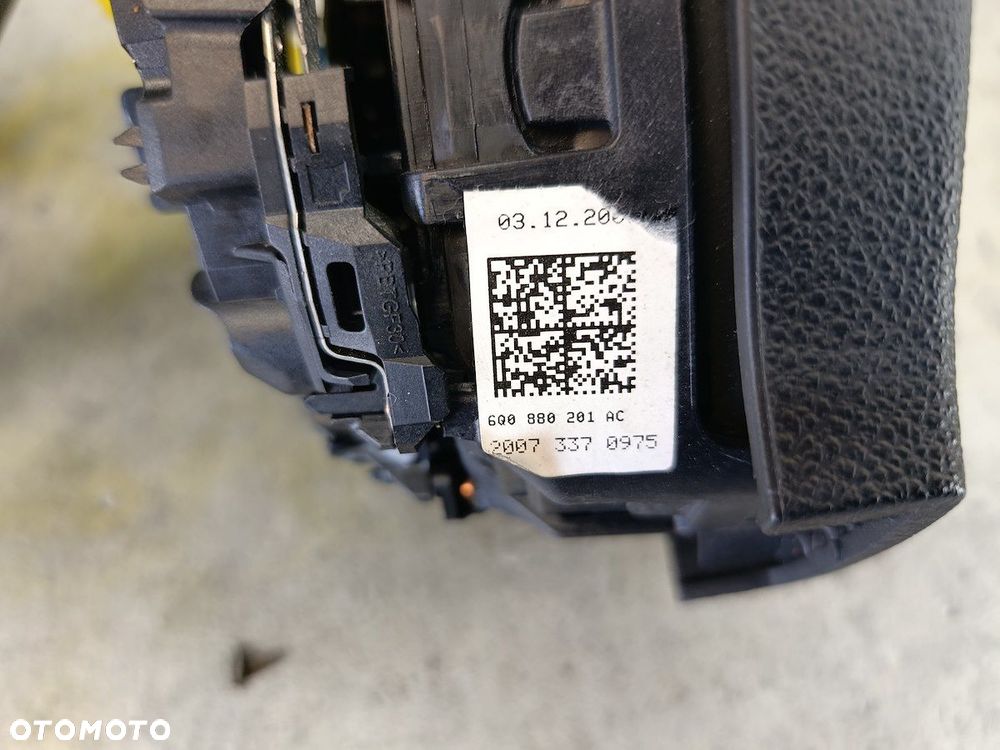 KIEROWNICA Z PODUSZKĄ VW POLO IV FL 9N 6Q0419091T  6Q0880201AC - 9