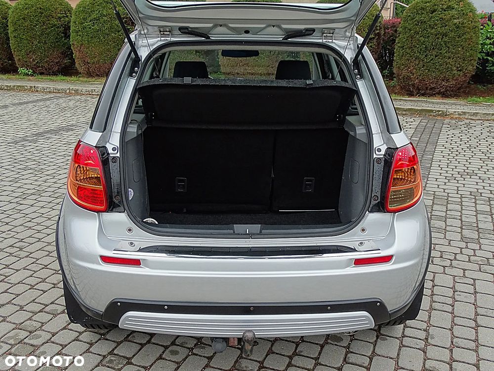 Suzuki SX4 - 25