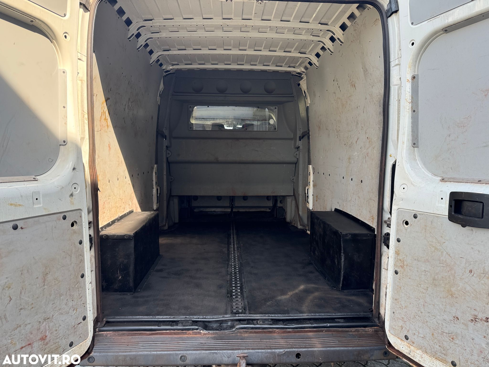 Citroën Jumper 35 L3H2 Snoeks Profi - 24