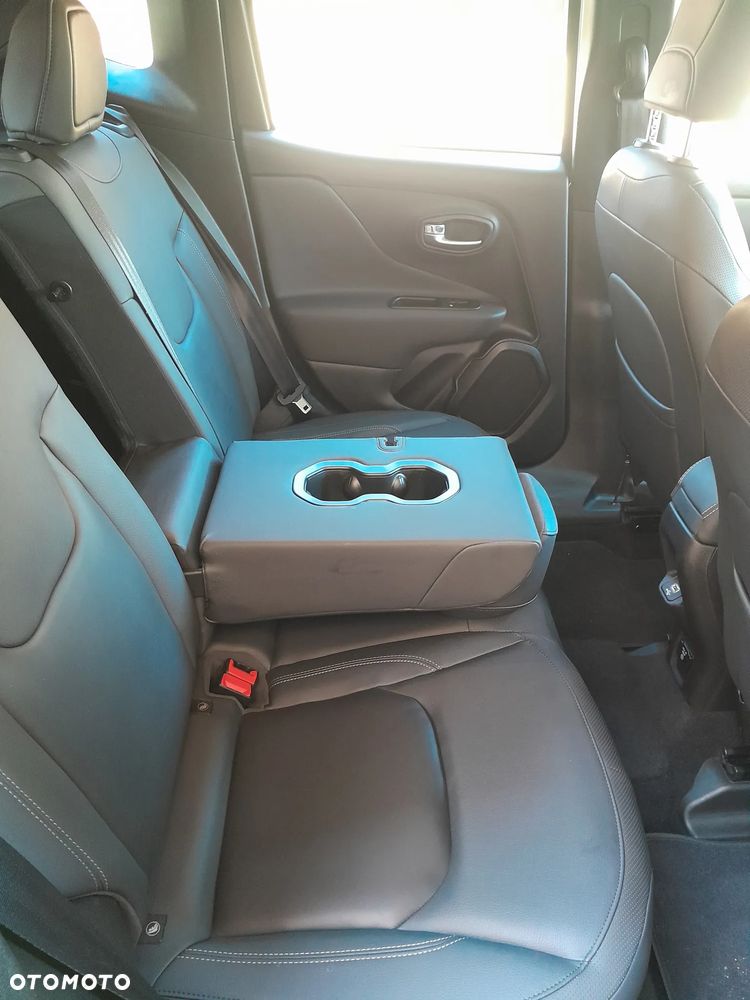 Jeep Renegade 1.3 T-GDI Active Drive Limited - 20