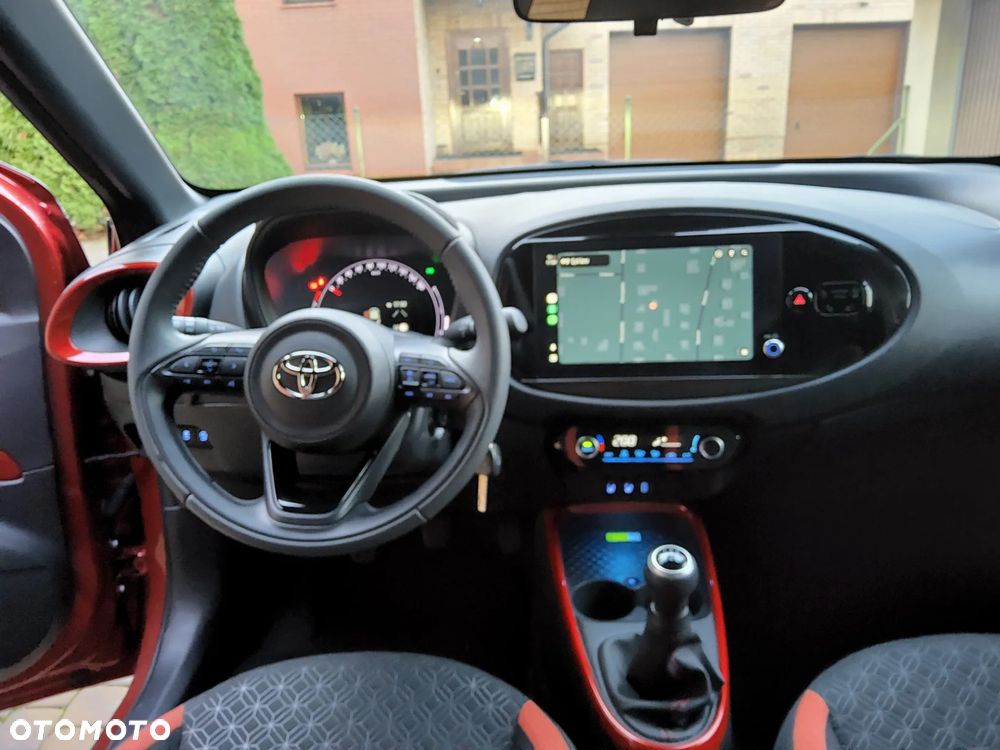 Toyota Aygo X 1.0 VVT-i Executive - 11