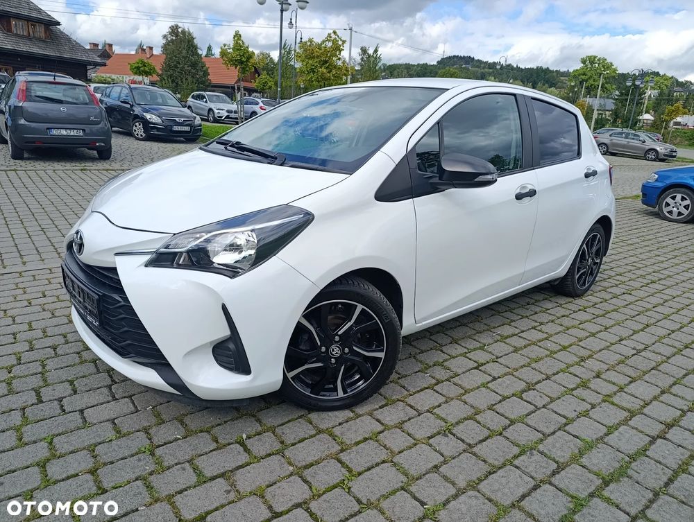 Toyota Yaris 1.0 Premium - 2