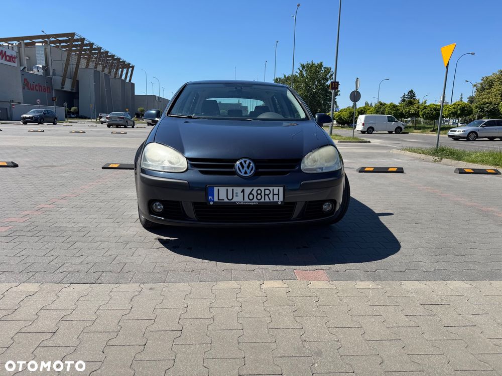 Volkswagen Golf - 2