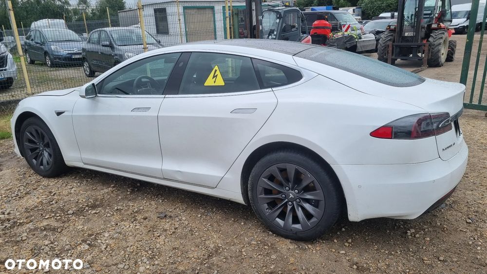 Tesla Model S 100D Allradantrieb - 14