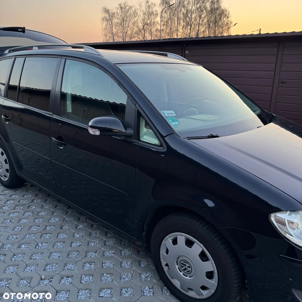 Volkswagen Touran 1.4 TSI Trendline DSG - 7