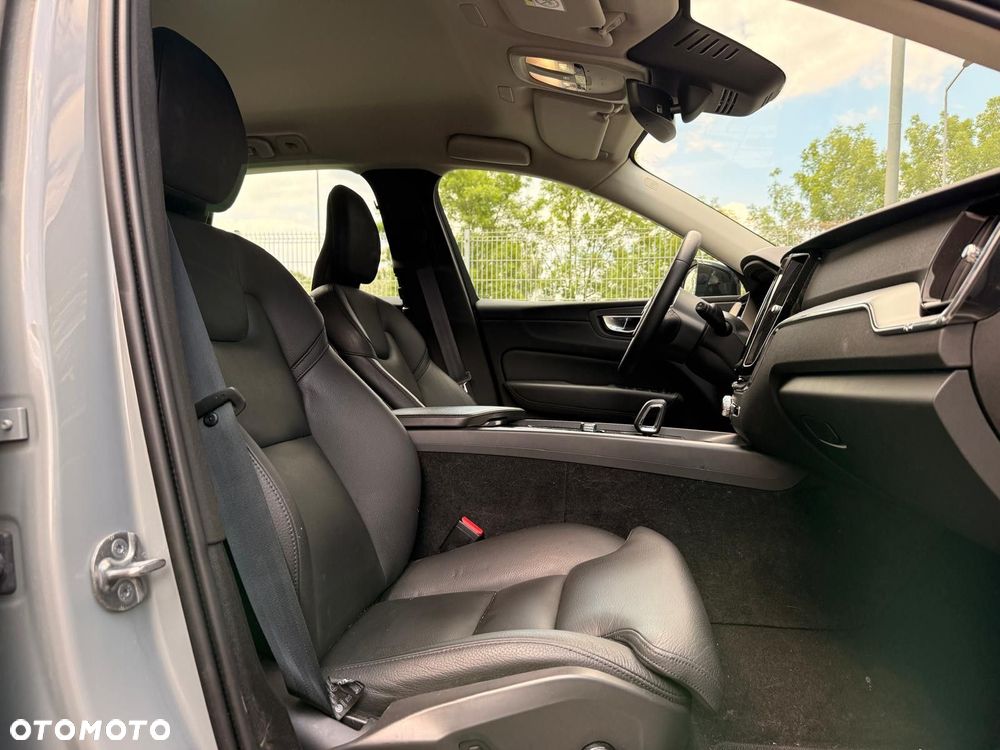 Volvo XC 60 - 21