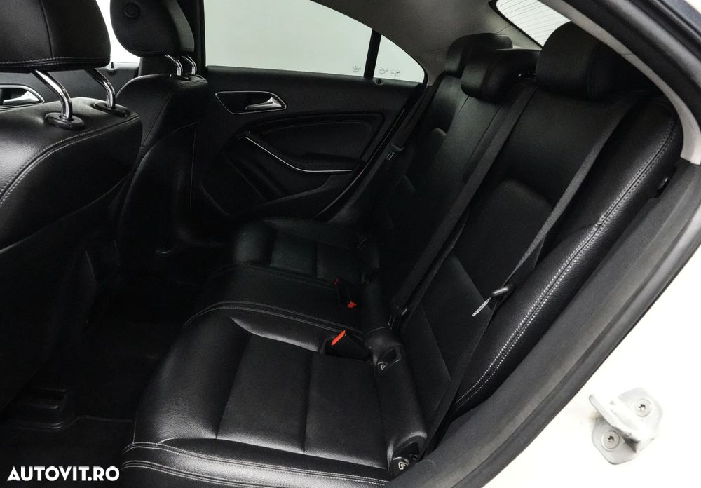 Mercedes-Benz CLA 200 d 7G-DCT - 15