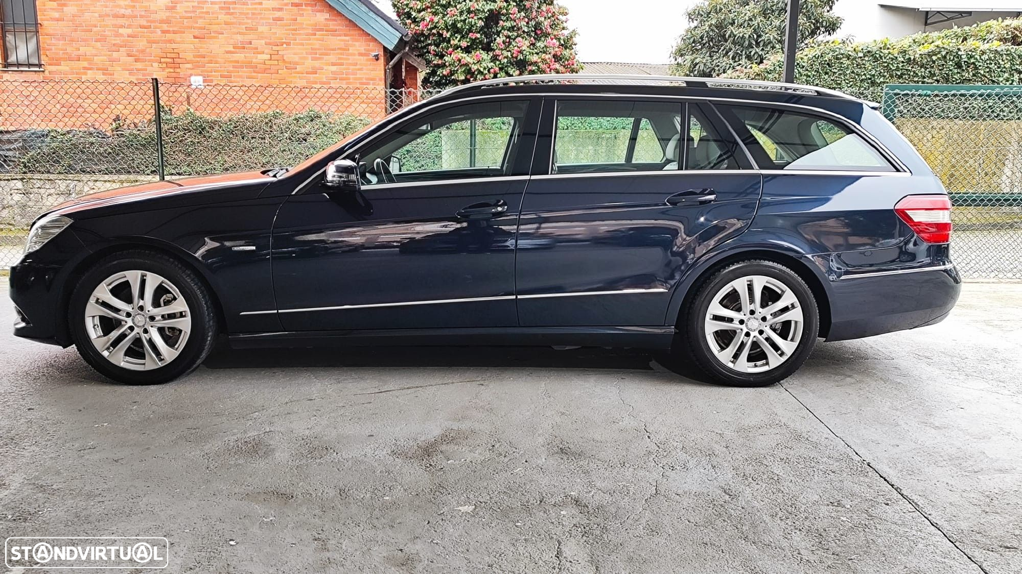 Mercedes-Benz E 220 CDi Avantgarde - 2