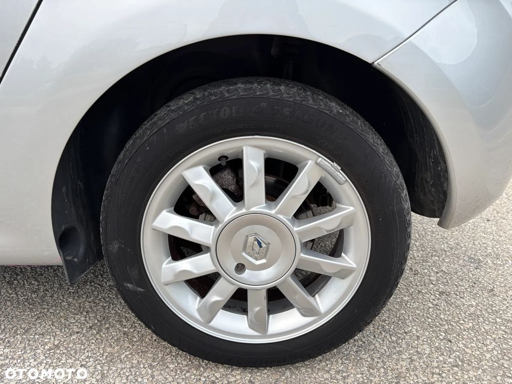 Renault Modus 1.2 16V Night and Day - 27